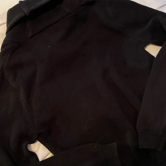 Black classic Ralph Lauren sweater. Gold rl button - Picture 7 of 8